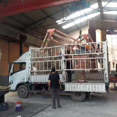 Casting manipulátor v aplikaci Foundries